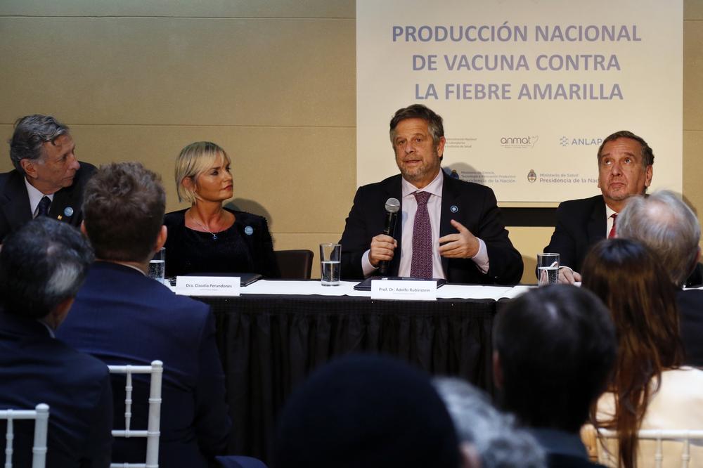11-05-18_rubinstein_y_baranao_convenio_vacuna_fiebre_amarilla_2