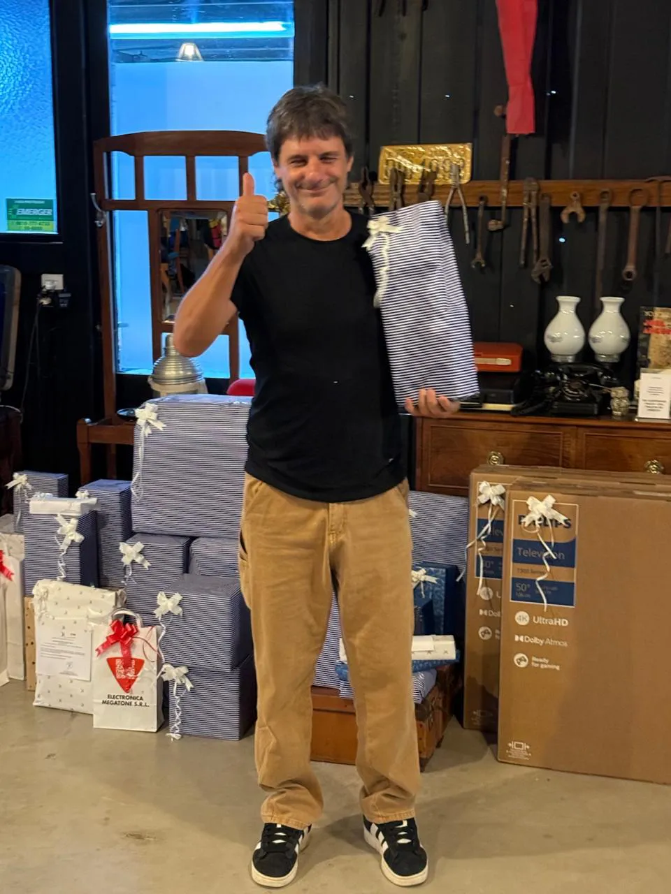 WhatsApp Image 2025-12-06 at 21.59.11